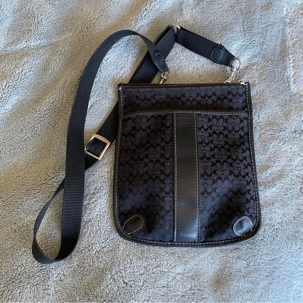 Vintage coach crossbody bag